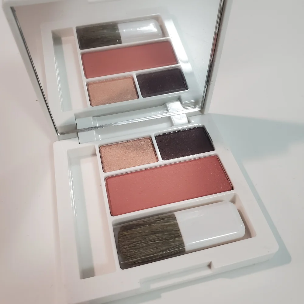 Clinique Limited Edition Sunglasses Makeup Palette All About Shadow Summer